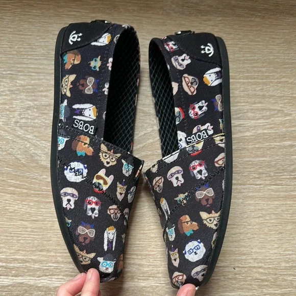 BOBS from Skechers Black Dog Print Slip-On Shoes - Size 6.5 - Picture 4 of 10